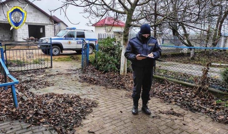 В Лиде во время застолья скончались сын и мать: вот что они выпили
