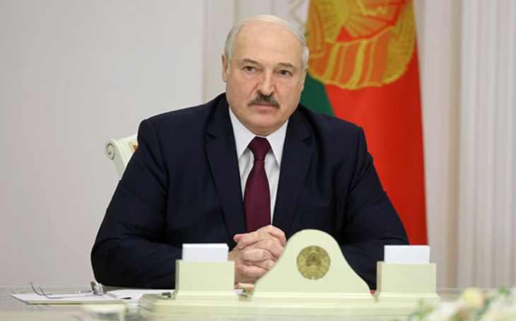 Лукашенко объяснил, кто и как перехватывает европейские деньги на пути в Беларусь