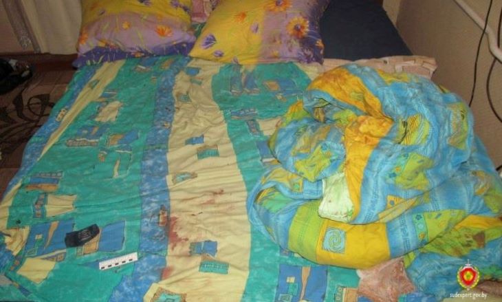 Кровать в крови: неизвестные убили мужа и жену в Барановичах 