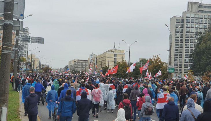 Ограждения, автозаки, заведения закрываются: Минск 15 ноября готовится к протестам 