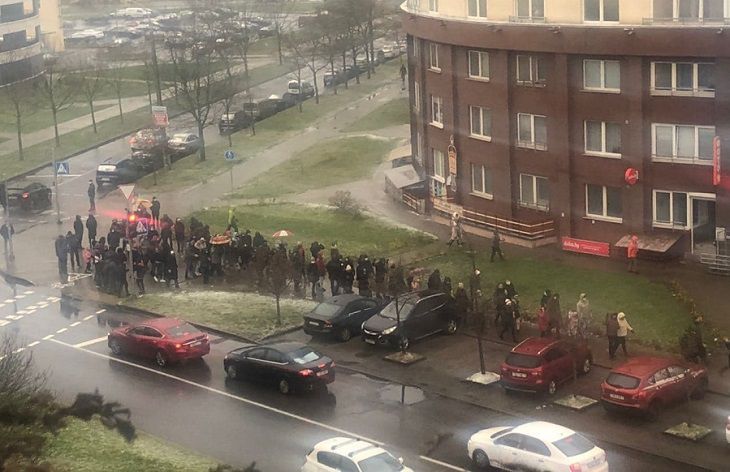 Количество задержанных на протестах в Беларуси превысило 200 человек