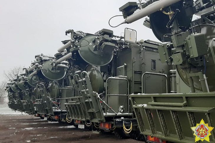 На вооружение белорусской армии поступили новые цифровые радиорелейные станции