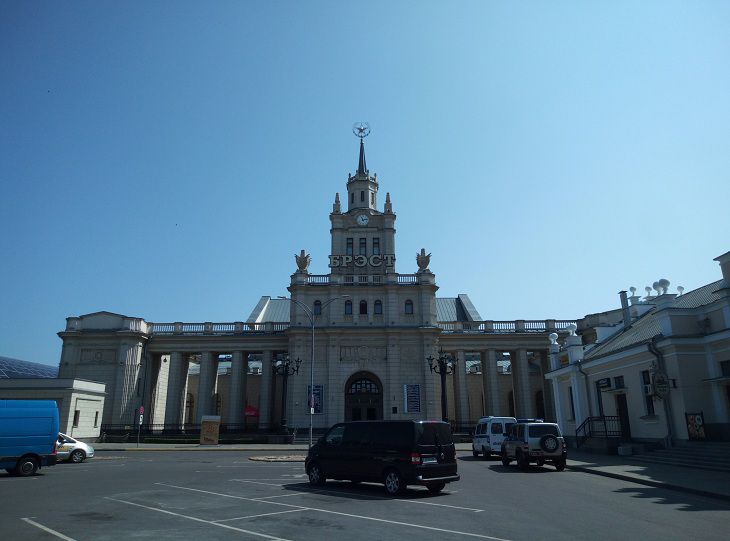 В Бресте до 10 декабря отменили массовые мероприятия в закрытых помещениях