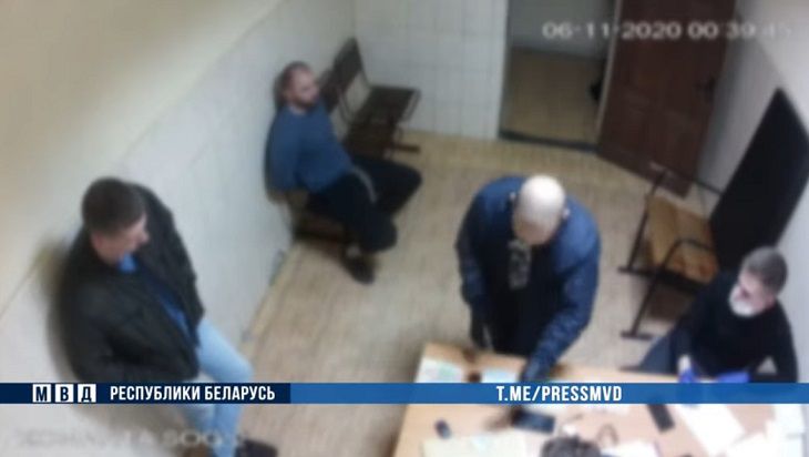 В Бресте серийных воров с добычей задержали в каршеринговом авто В Бресте серийных воров с добычей задержали в каршеринговом авто