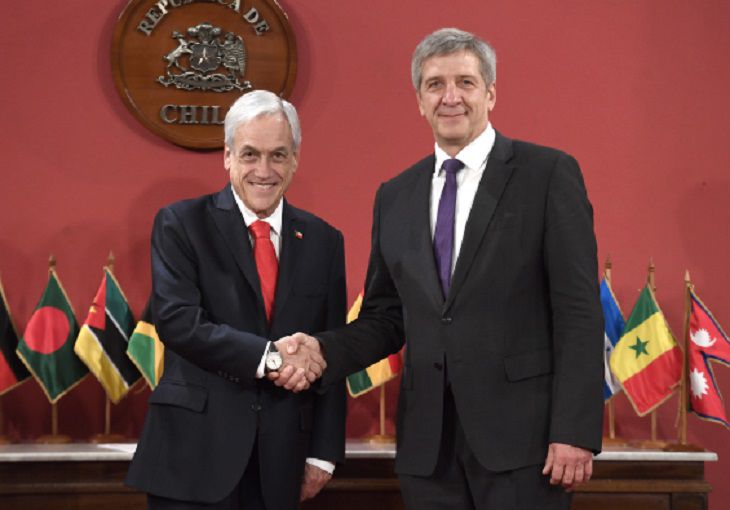 «В связи с совершением проступка». Лукашенко уволил посла Беларуси в Аргентине «В связи с совершением проступка». Лукашенко уволил посла Беларуси в Аргентине