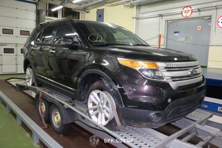 Второй случай за три дня: белорусские пограничники обнаружили наркотики и боеприпасы в автомобиле на границе с Литвой