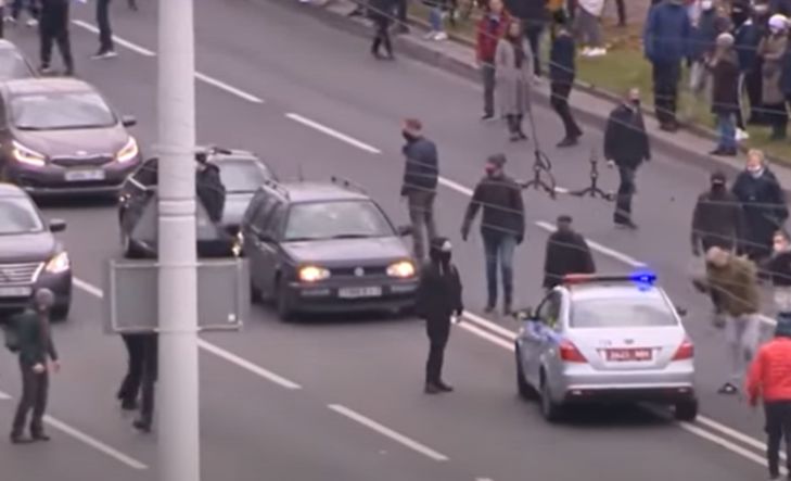 В минской милиции открестились от применения шумовых гранат и резиновых пуль против протестующих