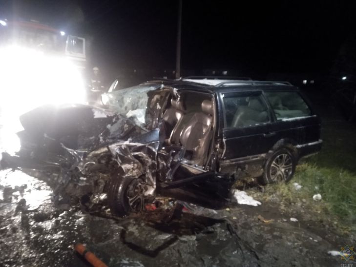 Жесткое столкновение двух автомобилей в Любани: понадобилась деблокировка водителя