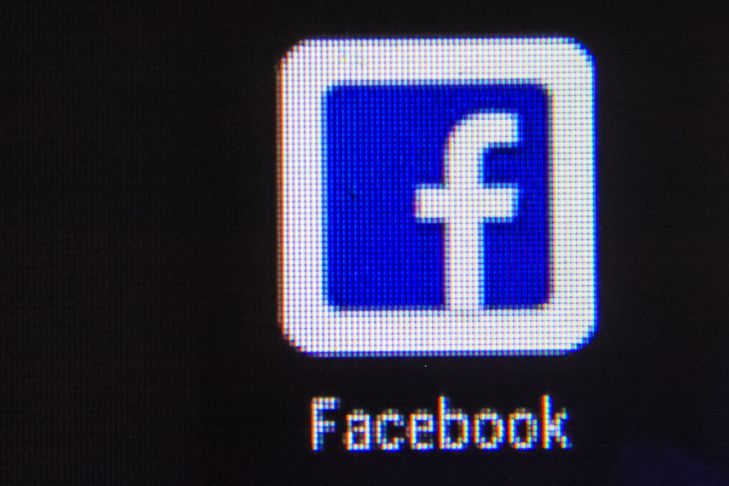 Эксперт объяснил, почему приложение Facebook лучше удалить со смартфона