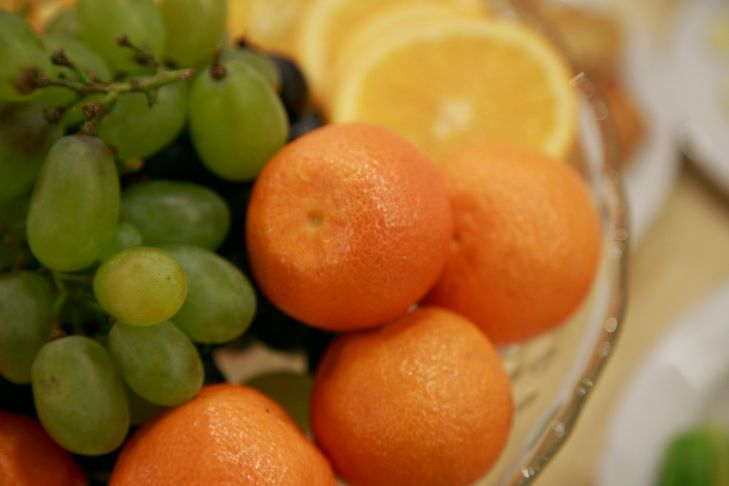 Дешевая и полезная альтернатива: ученые рассказали, чем можно заменить свежие фрукты зимой