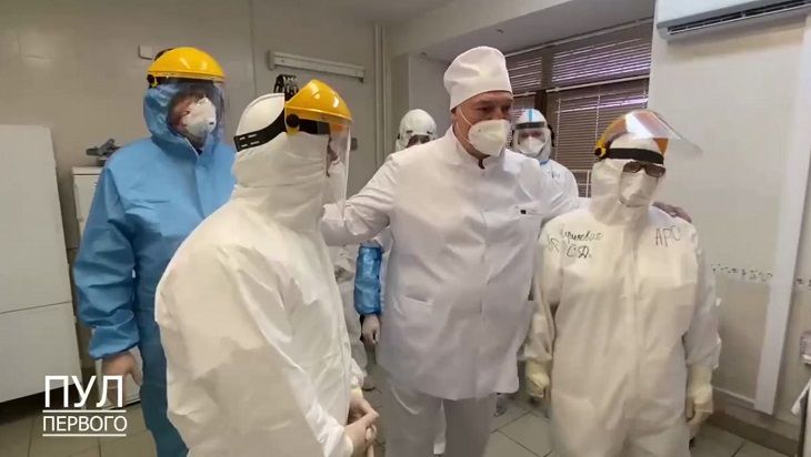 Лукашенко заявил, что поляки хотят переманить белорусских медиков Лукашенко заявил, что поляки хотят переманить белорусских медиков