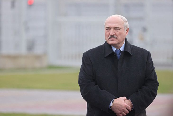 Лукашенко рассказал о живущих в резервациях за пару долларов белорусах в Латвии