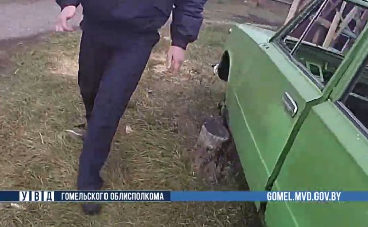 Под Хойниками милиция применила табельное оружие