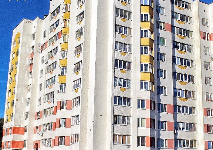 В Гродно ребенок выпал из окна дома