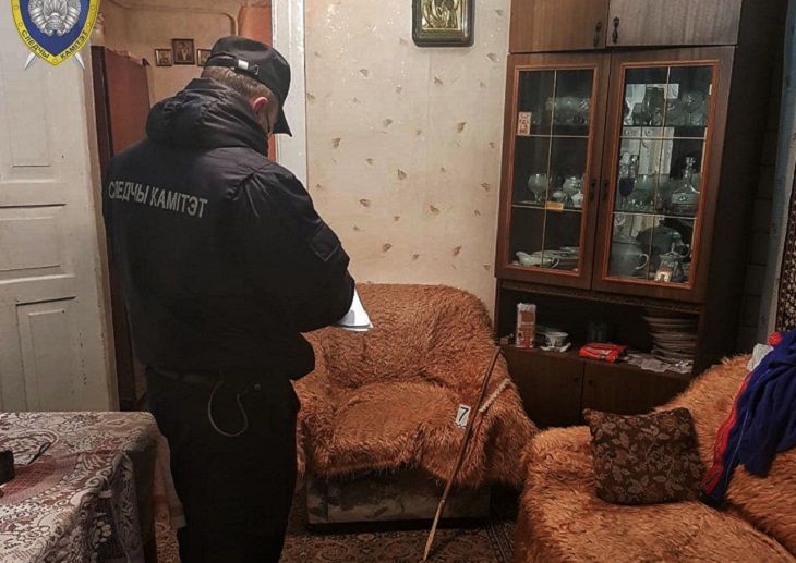 Избивших палкой пенсионера из Новогрудка поймали. Вот кто это был Избивших палкой пенсионера из Новогрудка поймали. Вот кто это был