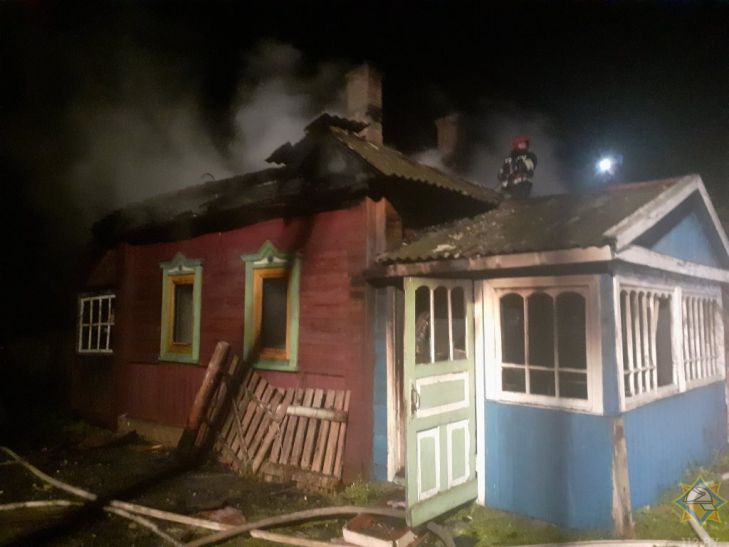 Пожар в Россонском районе: погиб мужчина