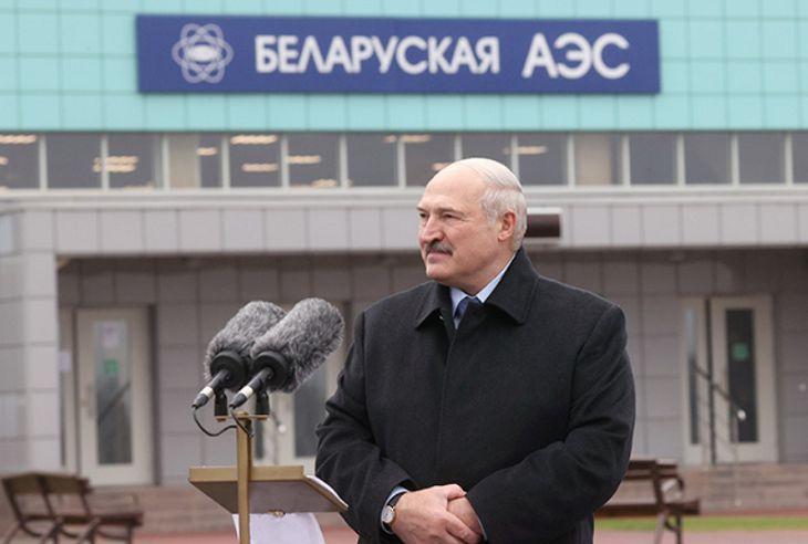 Лукашенко объяснил, почему Запад критикует БелАЭС