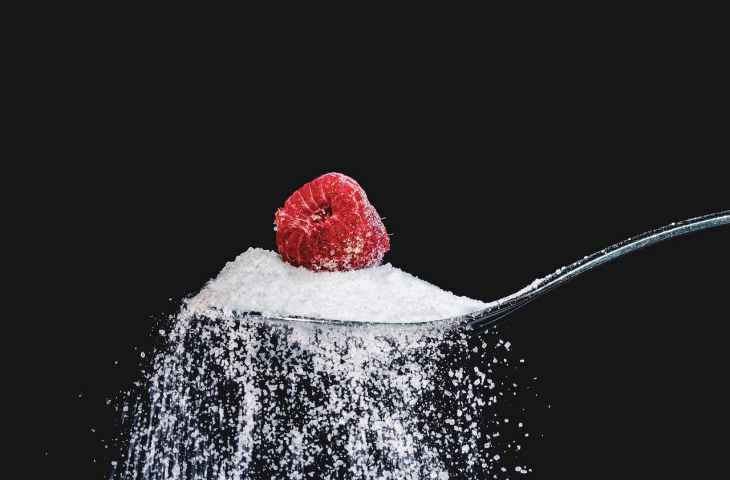 Диетологи рассказали всю правду о пользе и вреде сахара