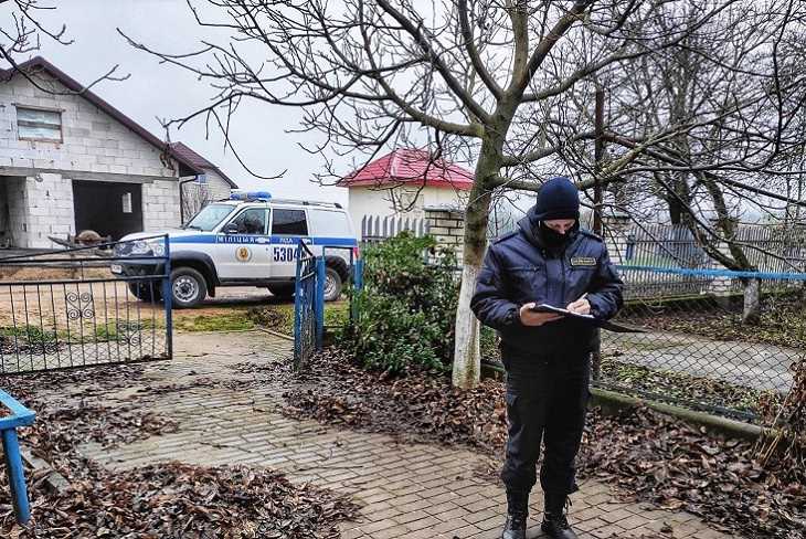 Смертельное застолье со стеклоомывателем в Лиде: умер еще один человек Смертельное застолье со стеклоомывателем в Лиде: умер еще один человек