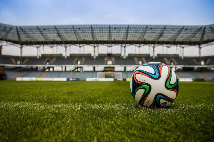 Сборная России по футболу потерпела сокрушительное поражение в матче Лиги наций 