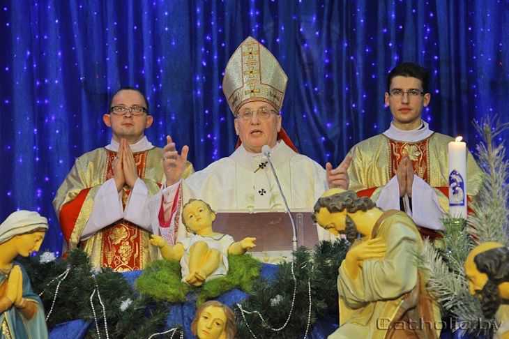 Архиепископ Кондрусевич все же проведет рождественские службы в Минске