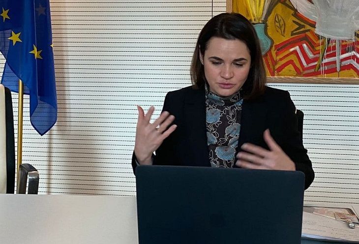 Тихановская призвала ЕС ограничить бизнес-контакты с окружением Лукашенко Тихановская призвала ЕС ограничить бизнес-контакты с окружением Лукашенко