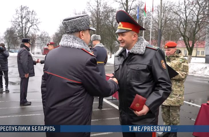 Генерал Кубраков вручил госнаграды сотрудникам ОВД и военнослужащим внутренних войск МВД