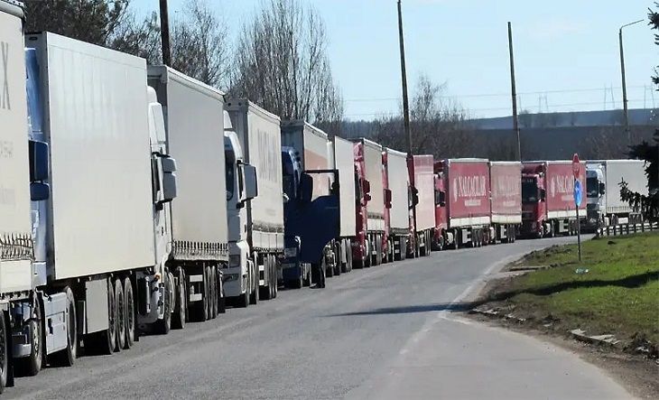 ГПК предупреждает белорусов об очередях на границе с Латвией, Литвой и Польшей: в чем причина