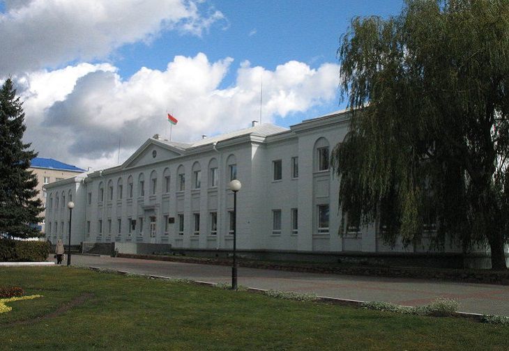 Какая зарплата самая популярная в белорусской глубинке сегодня – Осиповичи