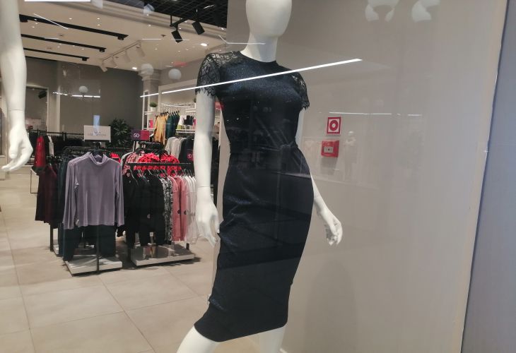 Новогодние корпоративы в Беларуси отмечать будут. Собираем к празднику женщину и мужчину