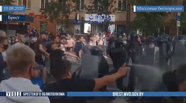 30 раз по «административке». В Бресте нашли того, кто применил насилие к милиционерам в августе