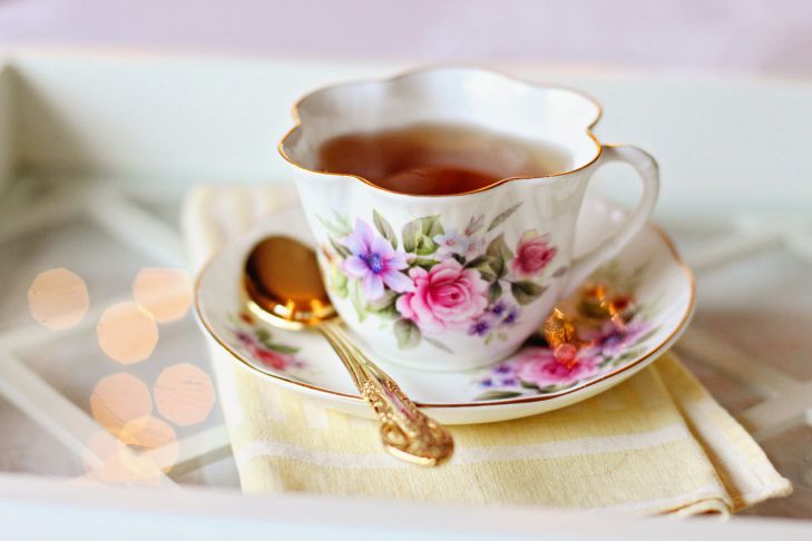 Как быстро остудить горячий чай: 3 полезных совета