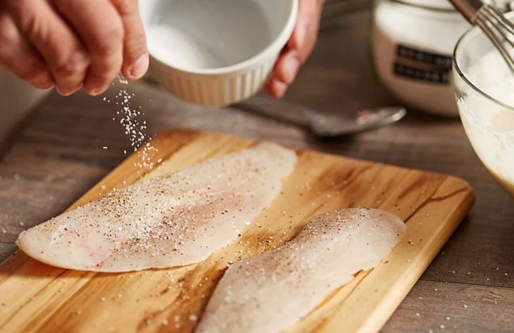 Какие 5 ошибок способны испортить вкус маринованной рыбы