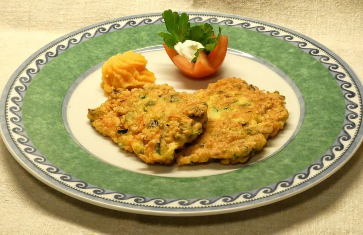 Драники с мачанкой: простой и очень вкусный рецепт