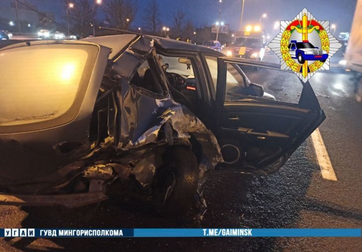 На МКАД столкнулись два автомобиля: погибла женщина