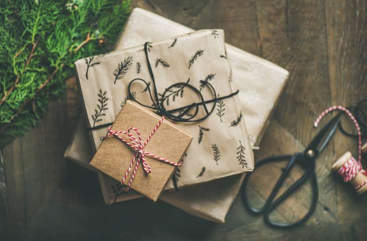 Эксперты рассказали, как экологически безопасно упаковать новогодние подаркиЭксперты рассказали, как экологически безопасно упаковать новогодние подаркиЭксперты рассказали, как экологически безопасно упаковать новогодние подарки