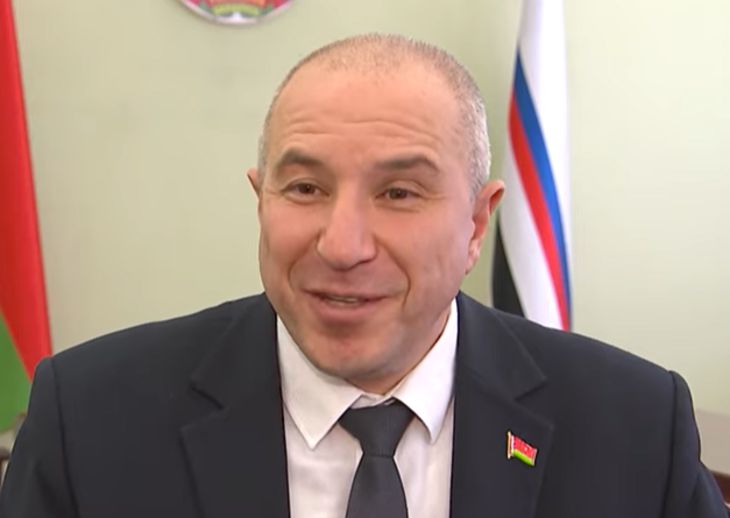 На сытую и спокойную Беларусь люди стали смотреть не своими глазами, а жизнью Telegram-каналов – Караев