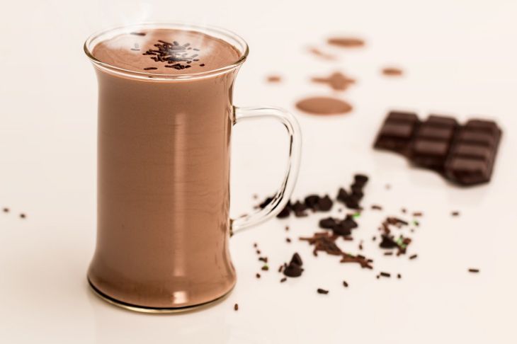 Почему полезно пить какао: немного о свойствах этого напитка и рецепт приготовления
