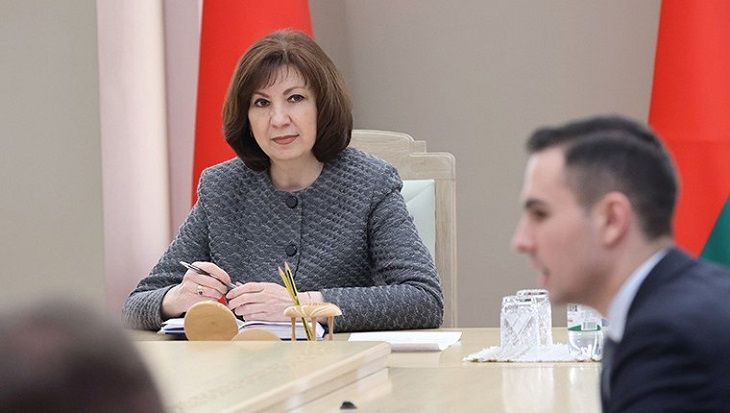 Кочанова призвала чиновников поработать над улучшением имиджа власти посредством СМИ
