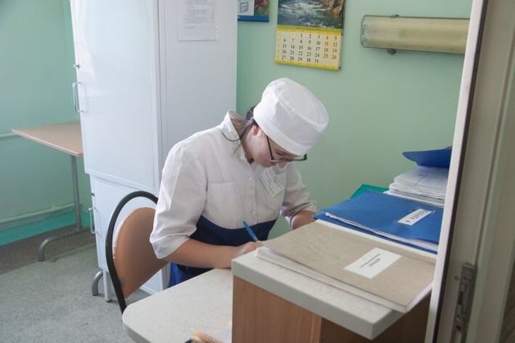 В Минске из-за коронавируса приостановлена плановая медпомощь в поликлиниках 