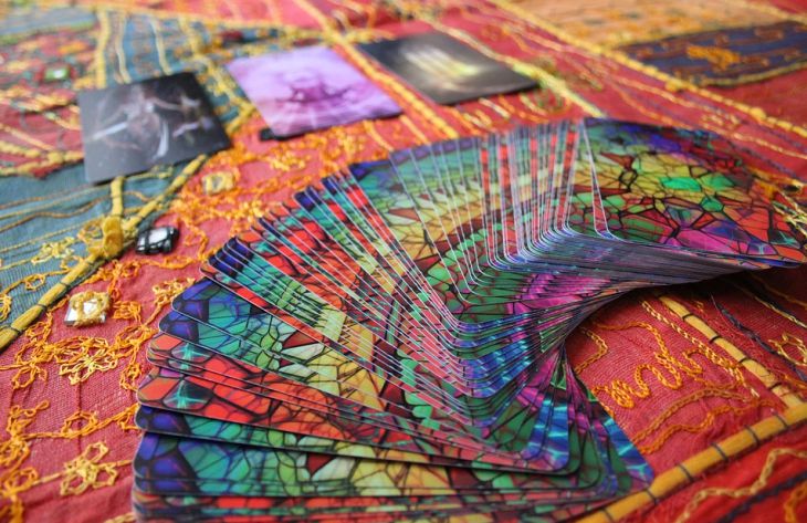 По каким признакам можно вычислить наличие экстрасенсорных способностей: мнение специалистов