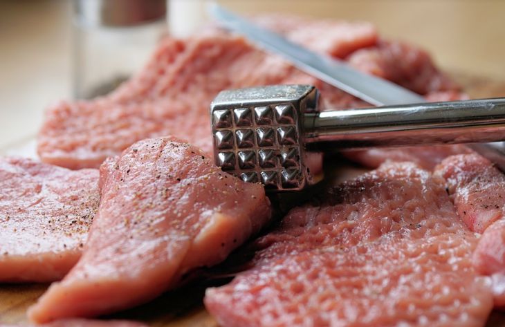 Как приготовить идеальное мясо по-французски к праздничному столу: отличный рецепт