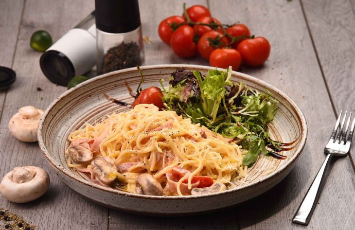 Как приготовить пасту по-итальянски с томатами: рецепт для начинающих кулинаров