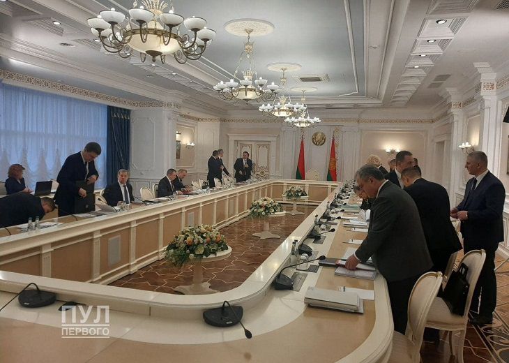 Лукашенко собрал весь экономический блок: вот что будет сегодня Лукашенко собрал весь экономический блок: вот что будет сегодня