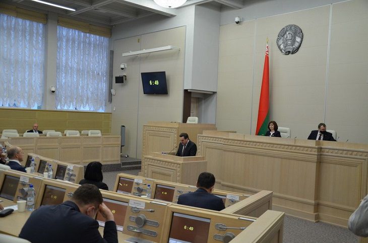 Правительство Беларуси сообщило о планах нарастить экспорт, создать госкорпорации и увеличить доходы в ближайшие 5 лет Правительство Беларуси сообщило о планах нарастить экспорт, создать госкорпорации и увеличить доходы в ближайшие 5 лет