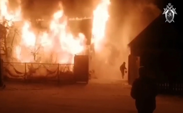 В страшном пожаре в доме престарелых погибли 11 человек