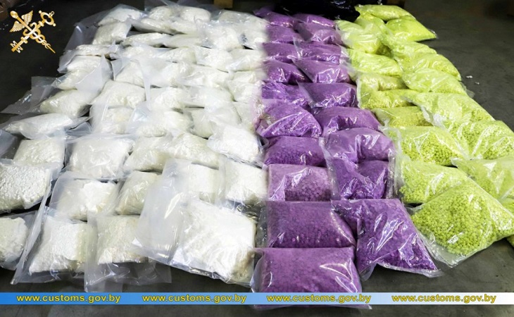 42-летний иностранец пытался ввезти в Беларусь 182 килограмма наркотиков на 3,5 млн долларов         