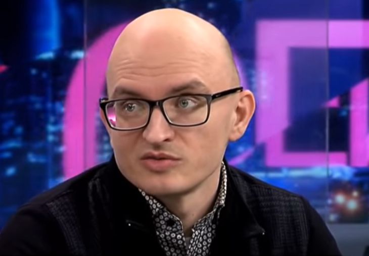 Адвокат Гашинский рассказал, что ждет неработающих шатающихся в Беларуси