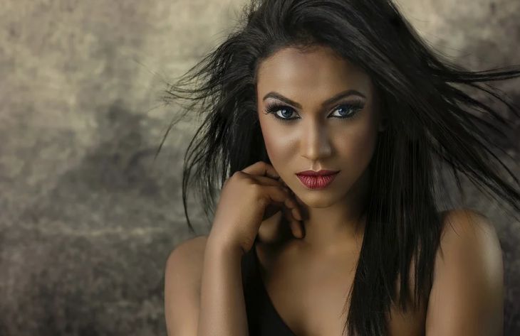 Какие 5 секретов помогут женщинам выглядеть лучше: советы косметолога