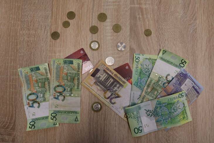 В Беларуси в 2021 году планируется повышение минимальной зарплаты до 400 рублей